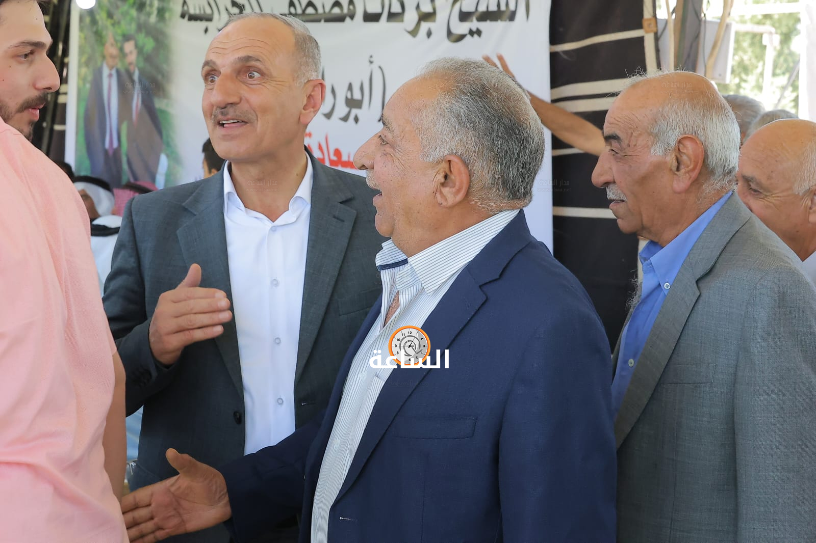 Madar Al-Saa Images 0.1823688660606697