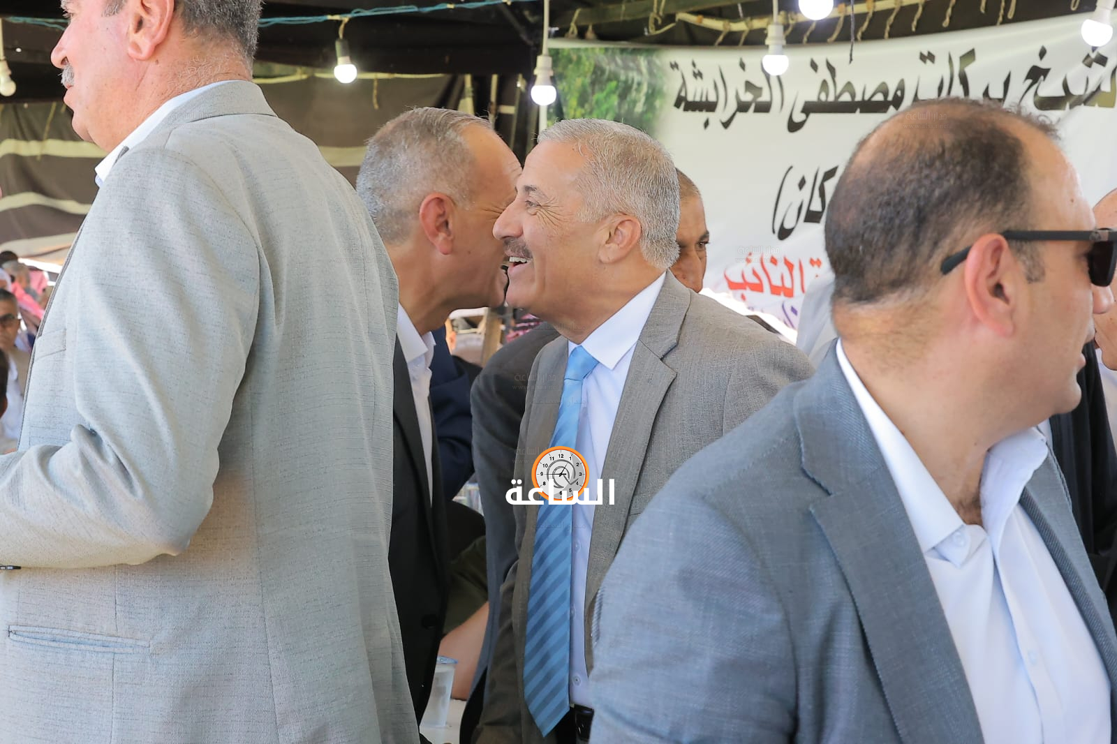 Madar Al-Saa Images 0.1303452189588724
