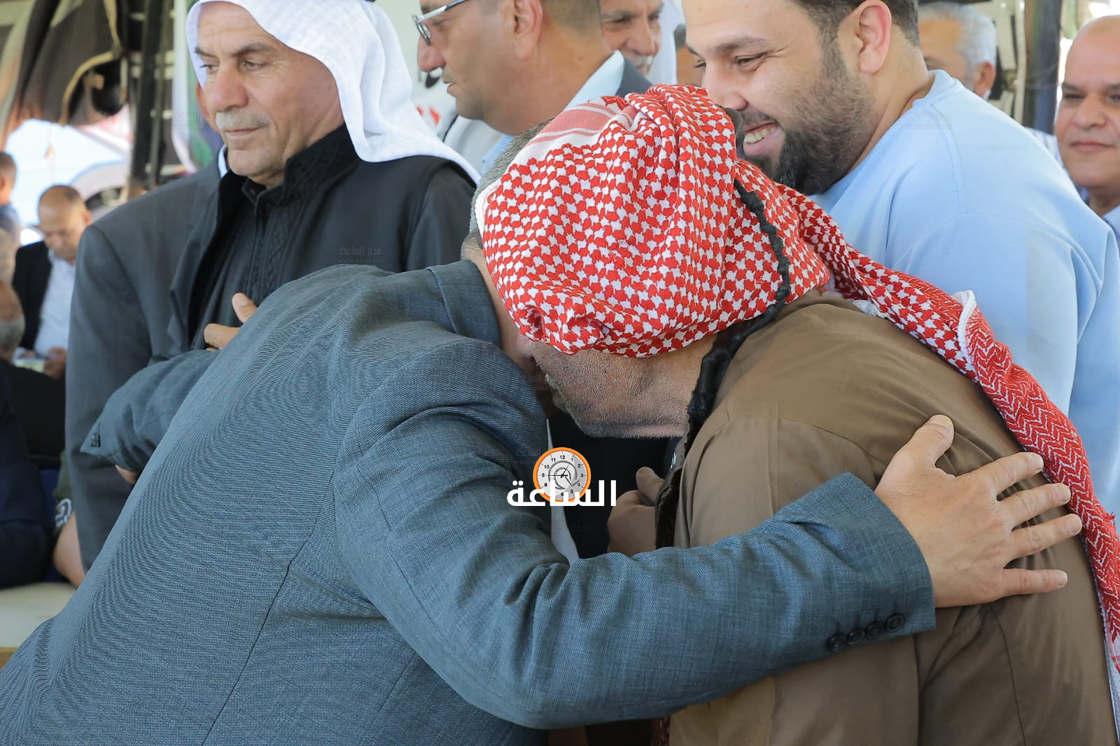 Madar Al-Saa Images 0.8462514196190849