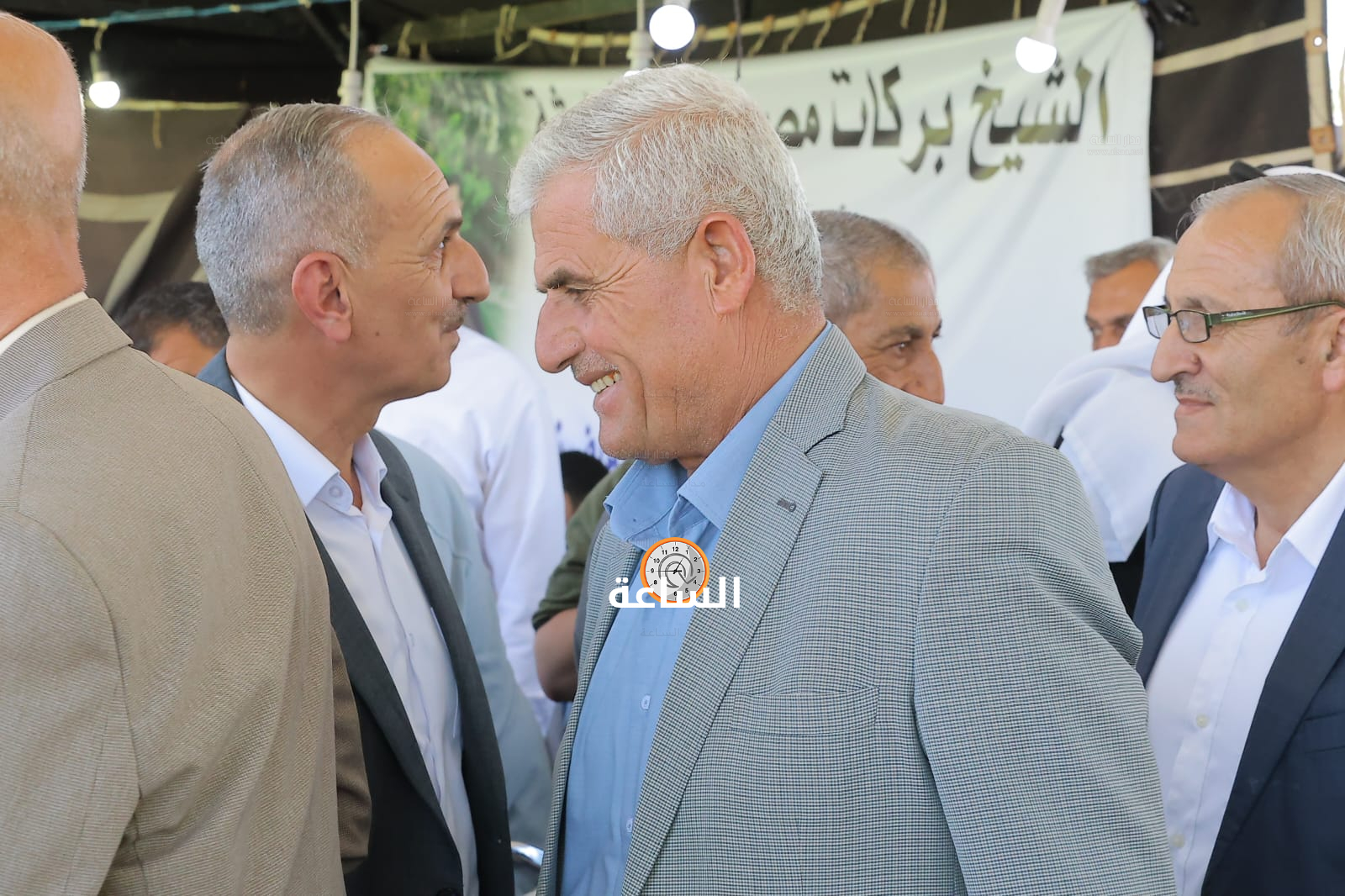 Madar Al-Saa Images 0.08137512338831376