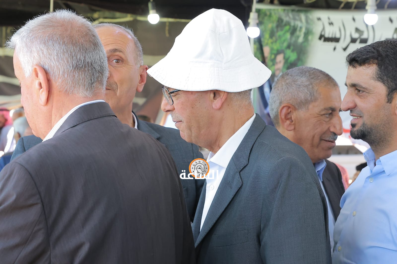 Madar Al-Saa Images 0.610533553025373