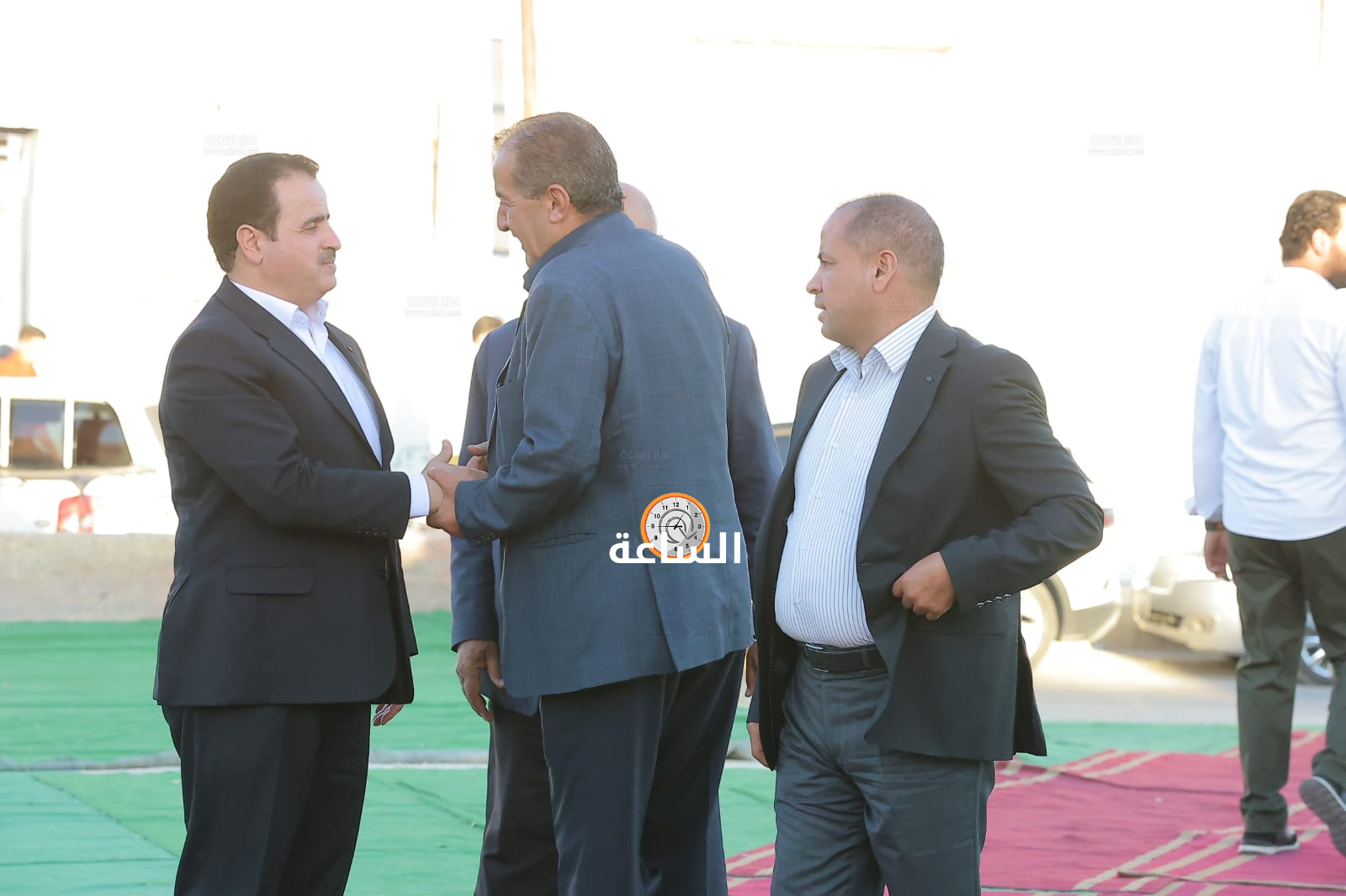 Madar Al-Saa Images 0.1890376024084871