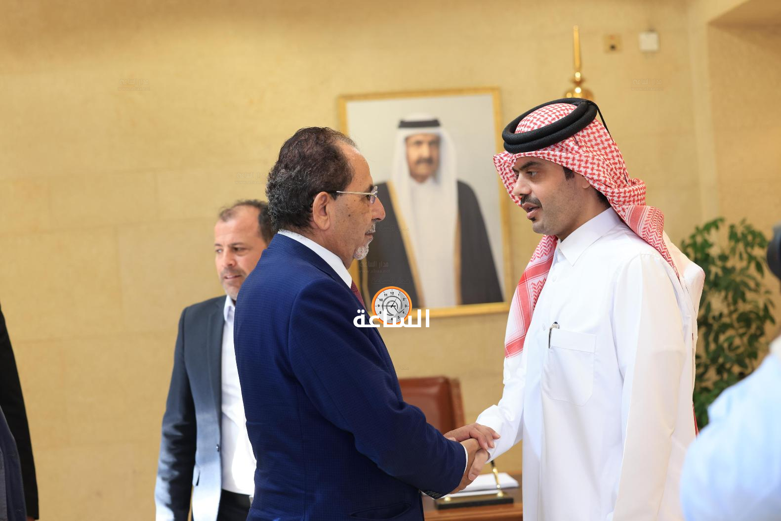 Madar Al-Saa Images 0.09214361082539446