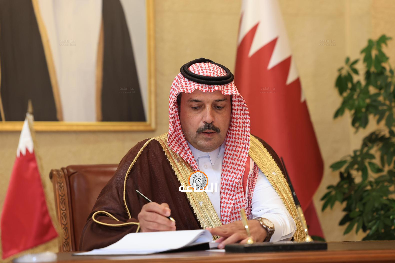 Madar Al-Saa Images 0.03656253589886649