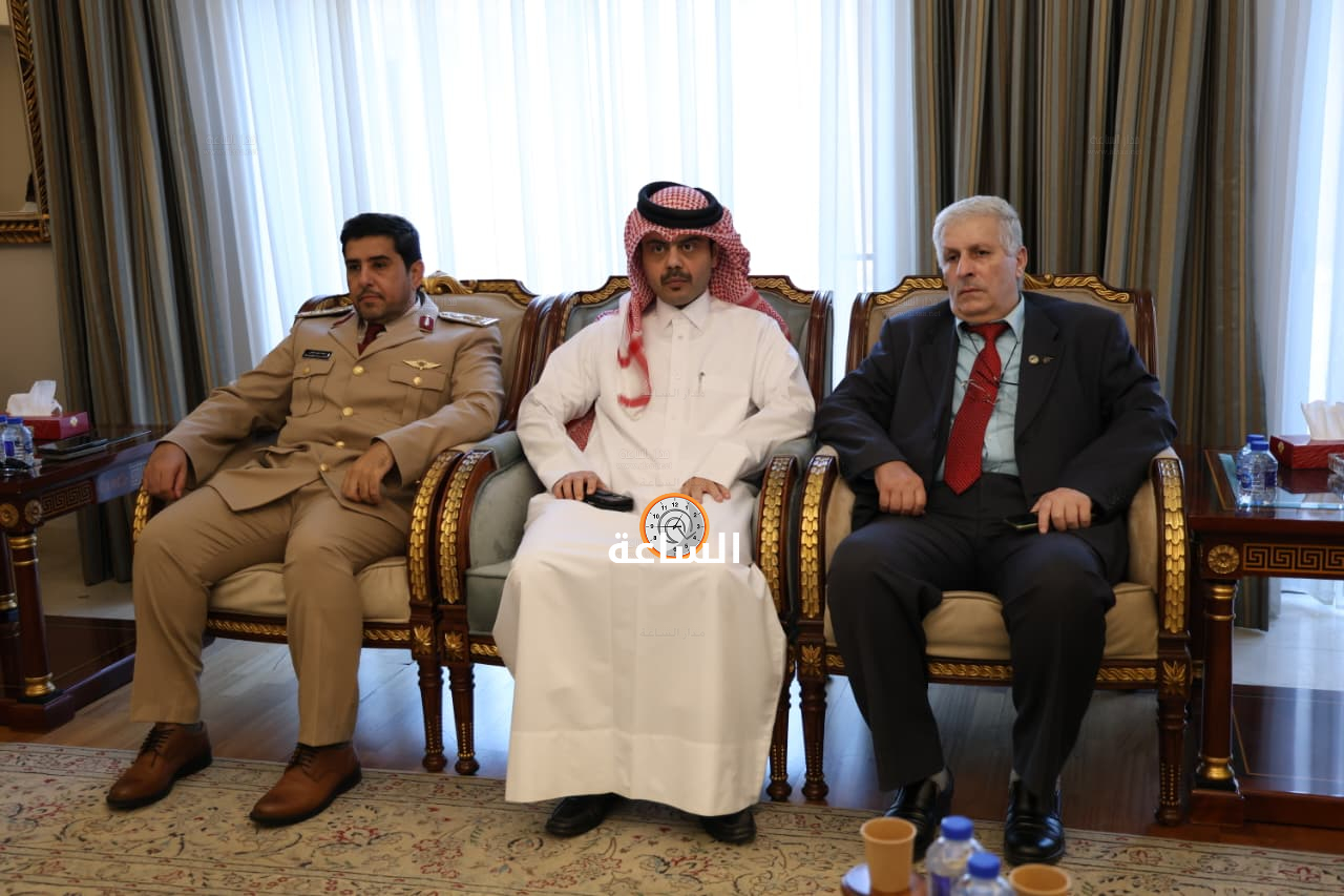 Madar Al-Saa Images 0.4392940353807845