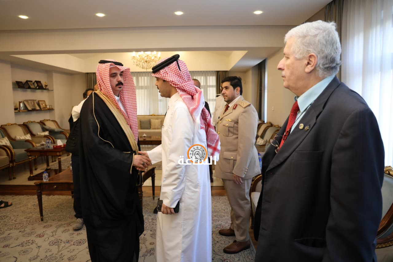 Madar Al-Saa Images 0.42574969315851363