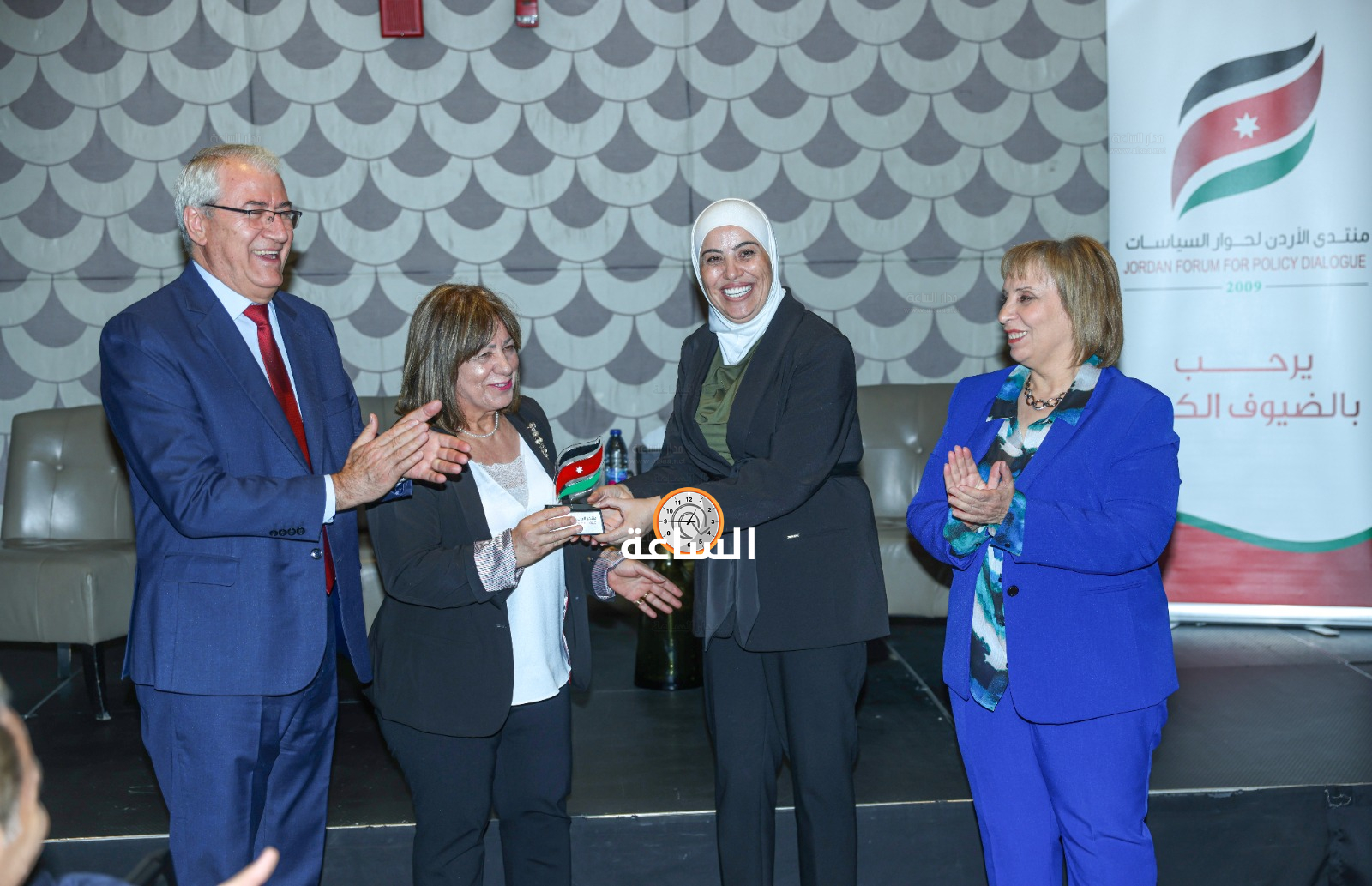 Madar Al-Saa Images 0.6643066129515147