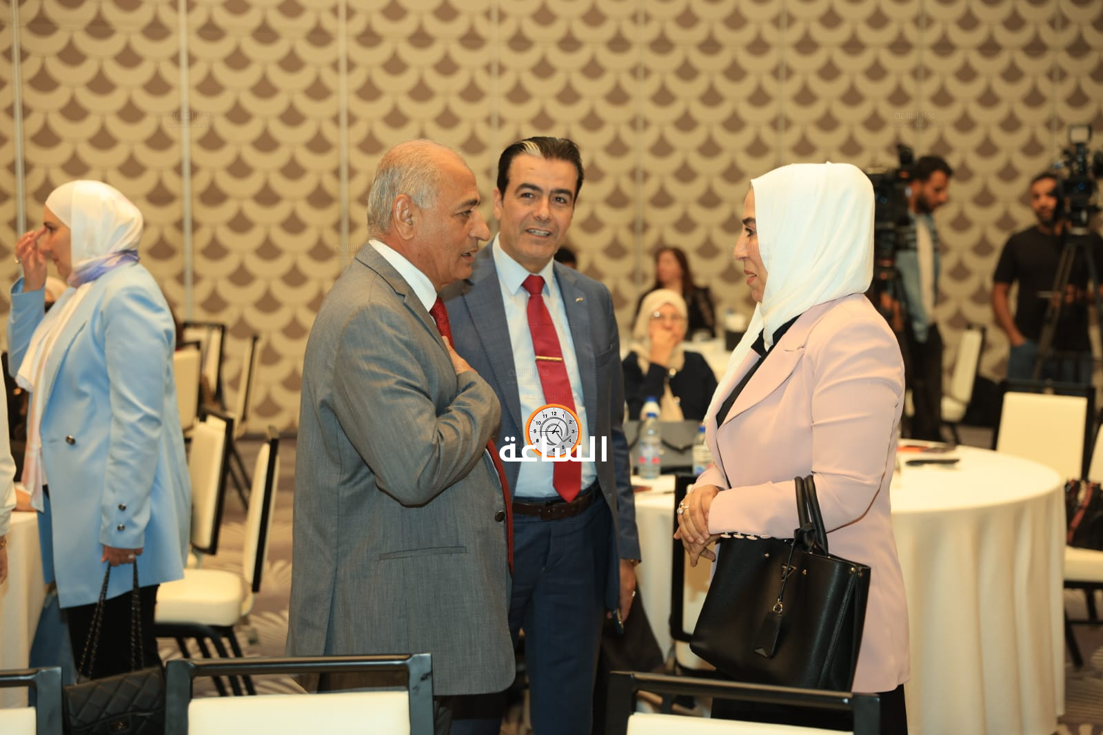 Madar Al-Saa Images 0.8685739164437373
