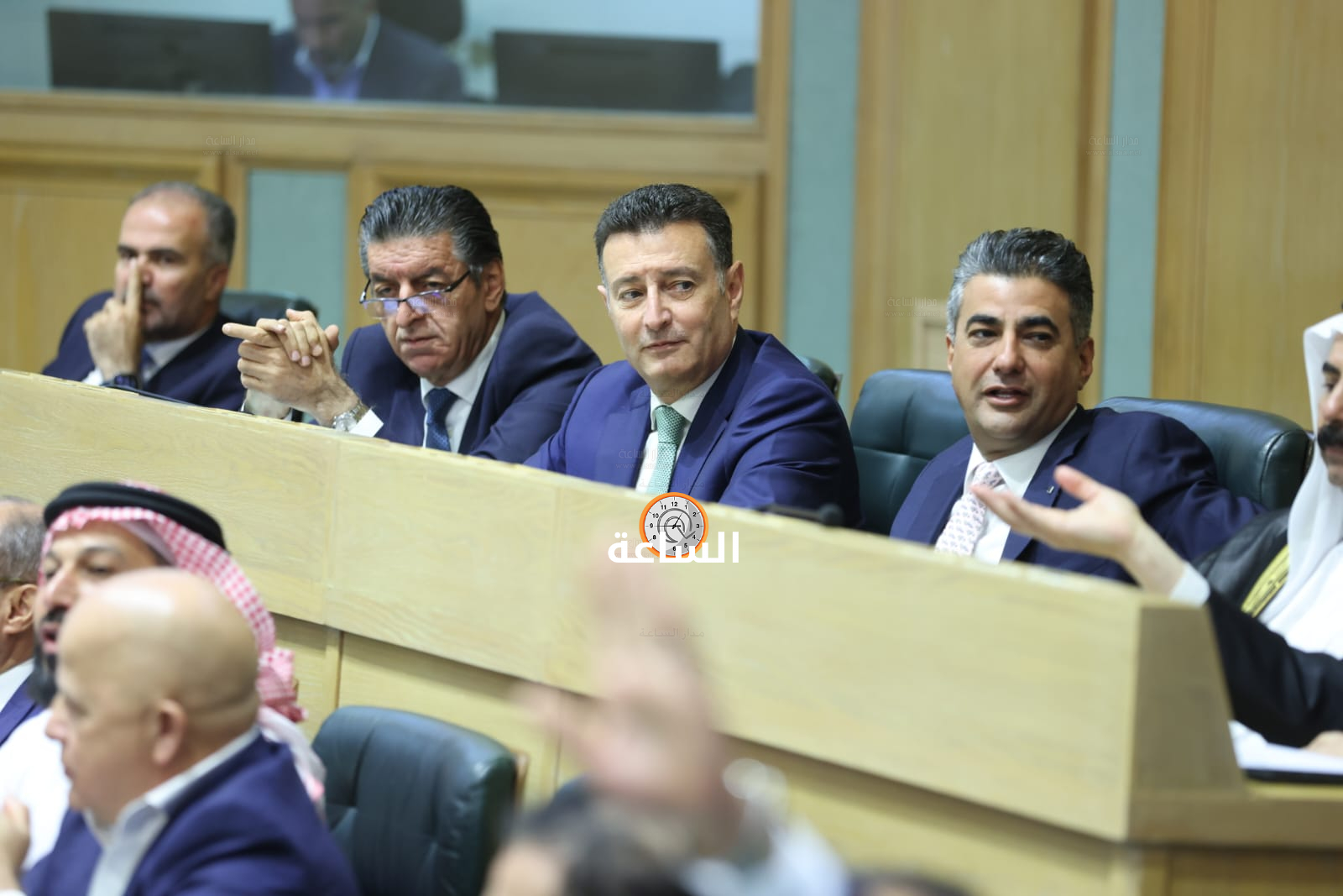 Madar Al-Saa Images 0.8992558218036896