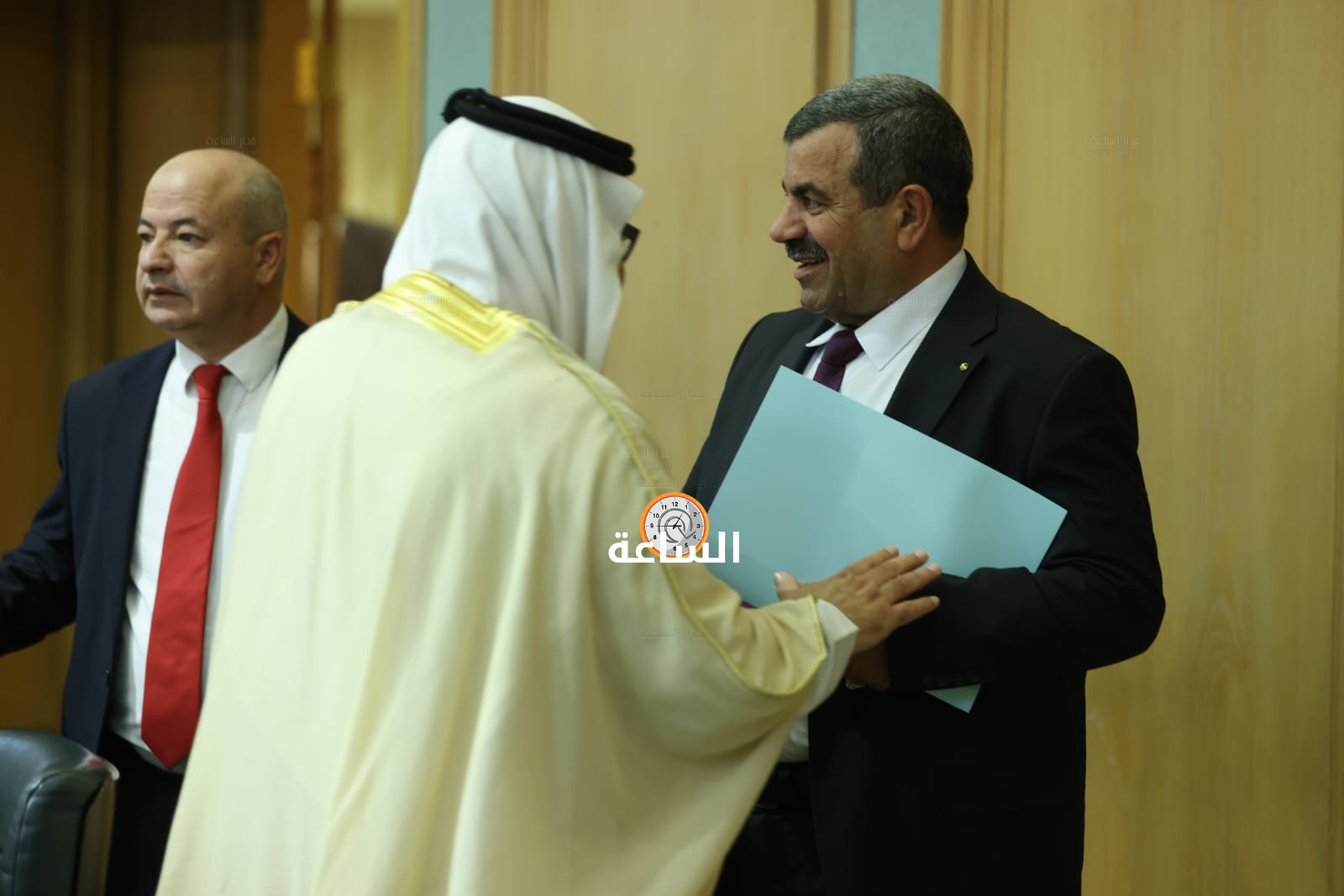 Madar Al-Saa Images 0.8954910805810017