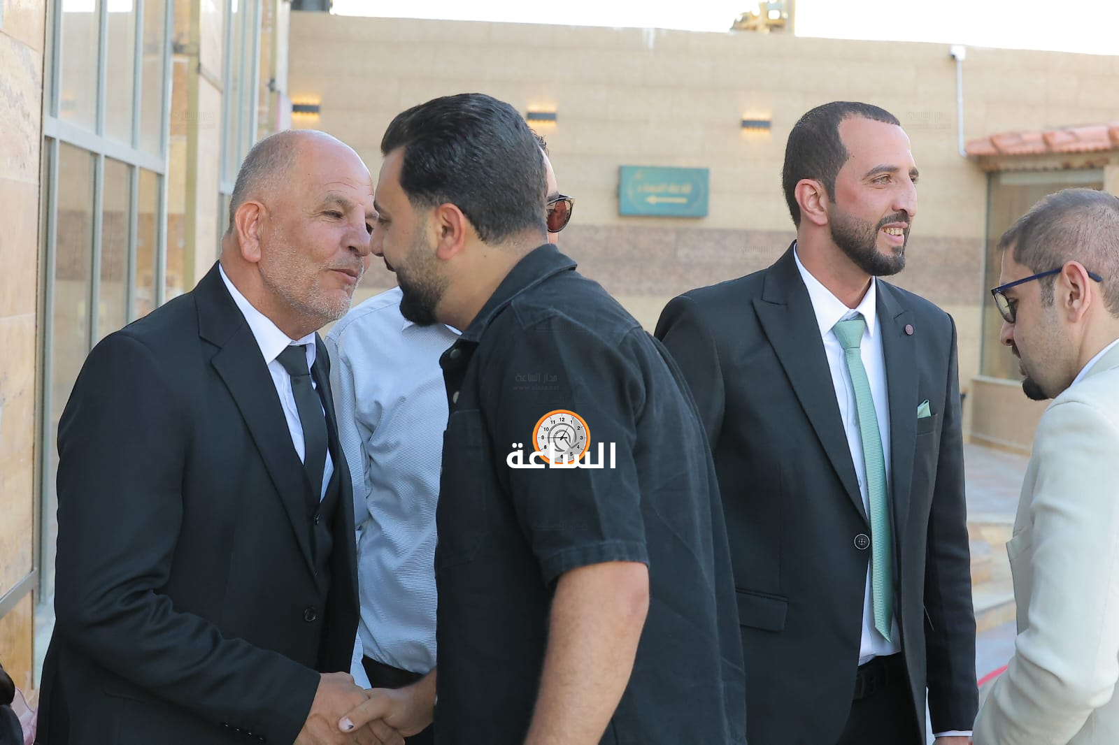 Madar Al-Saa Images 0.21025811032370512