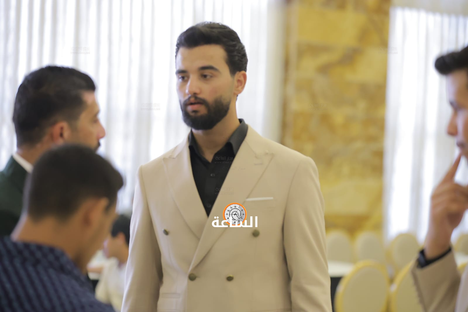 Madar Al-Saa Images 0.17950061675079287