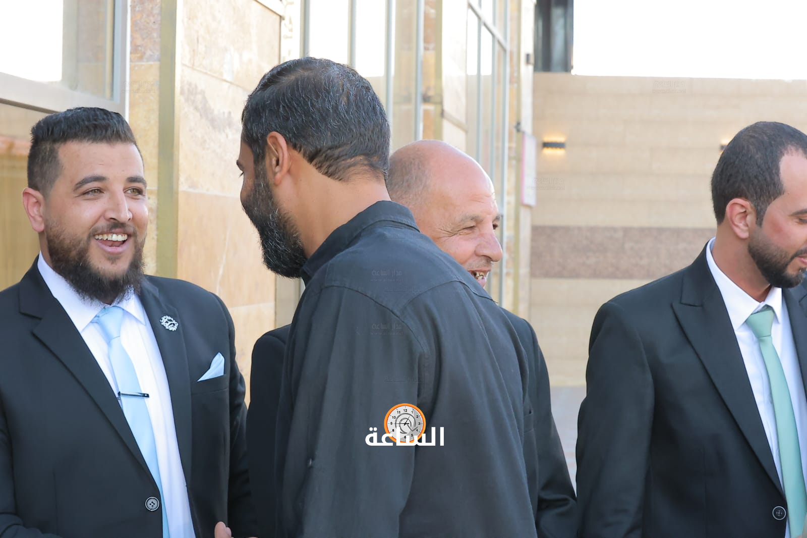 Madar Al-Saa Images 0.45546865405945225