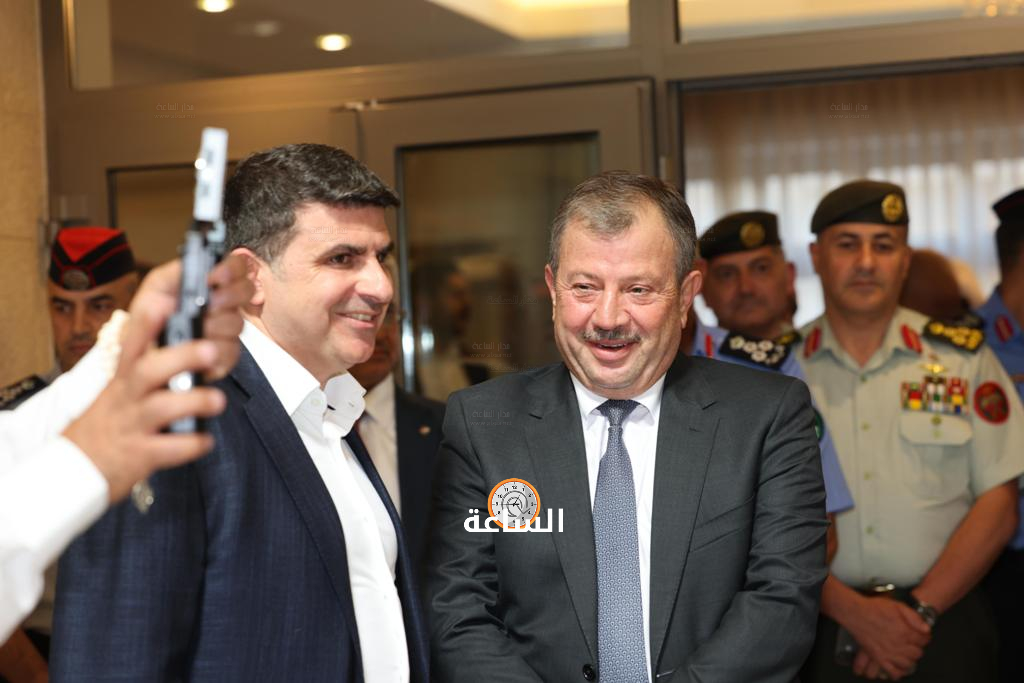 Madar Al-Saa Images 0.25782682390127987