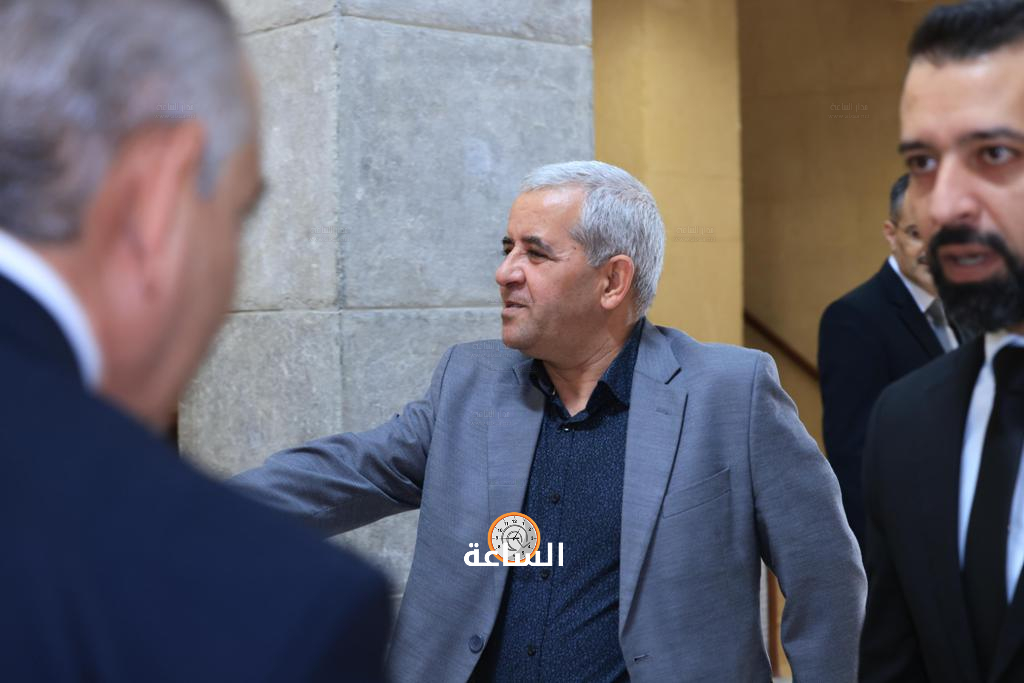 Madar Al-Saa Images 0.8995759774179595