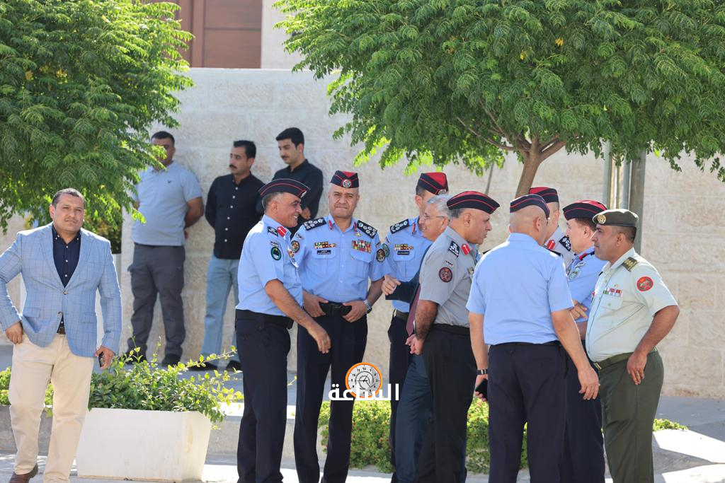 Madar Al-Saa Images 0.06884731140293865