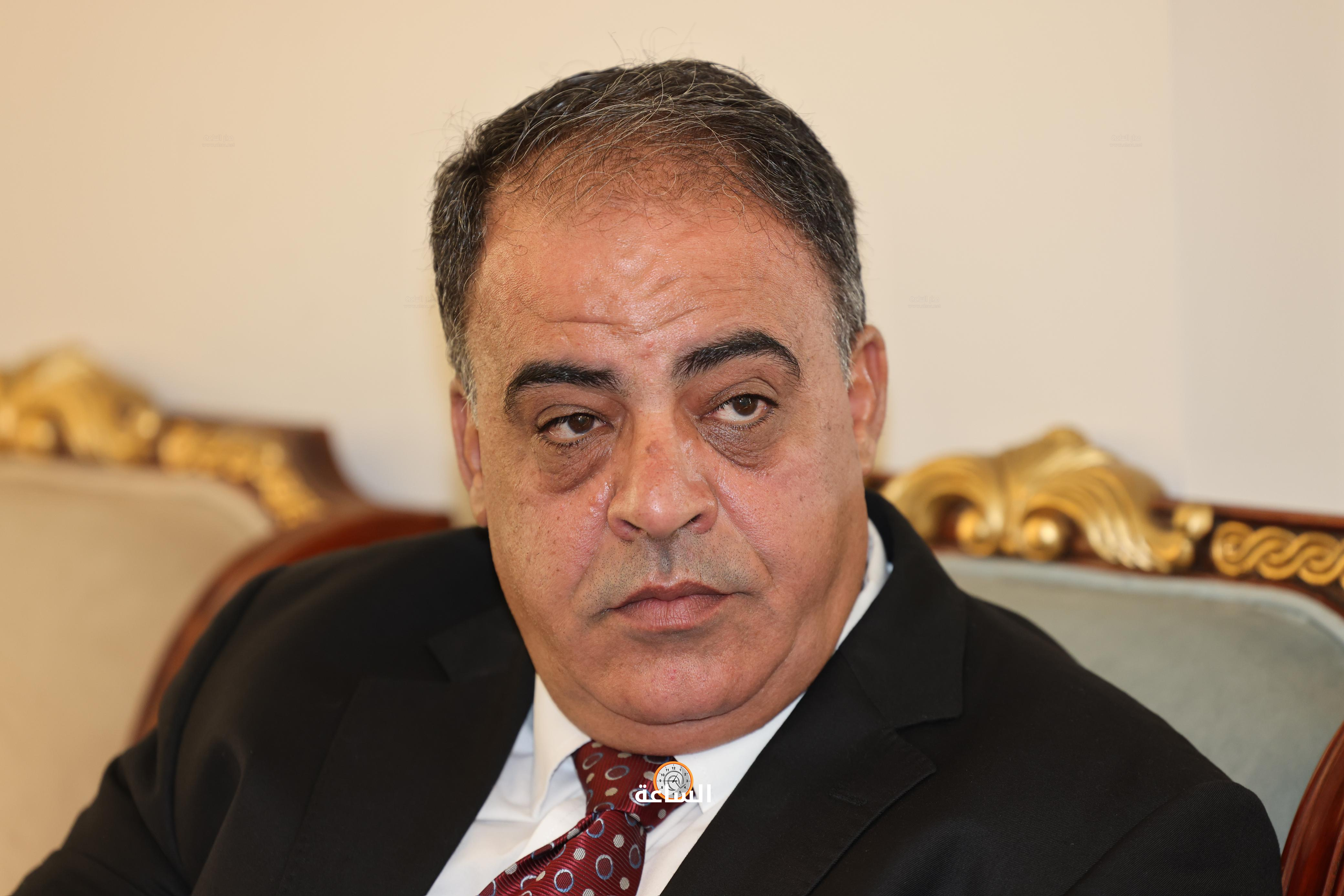 Madar Al-Saa Images 0.18104699661513035