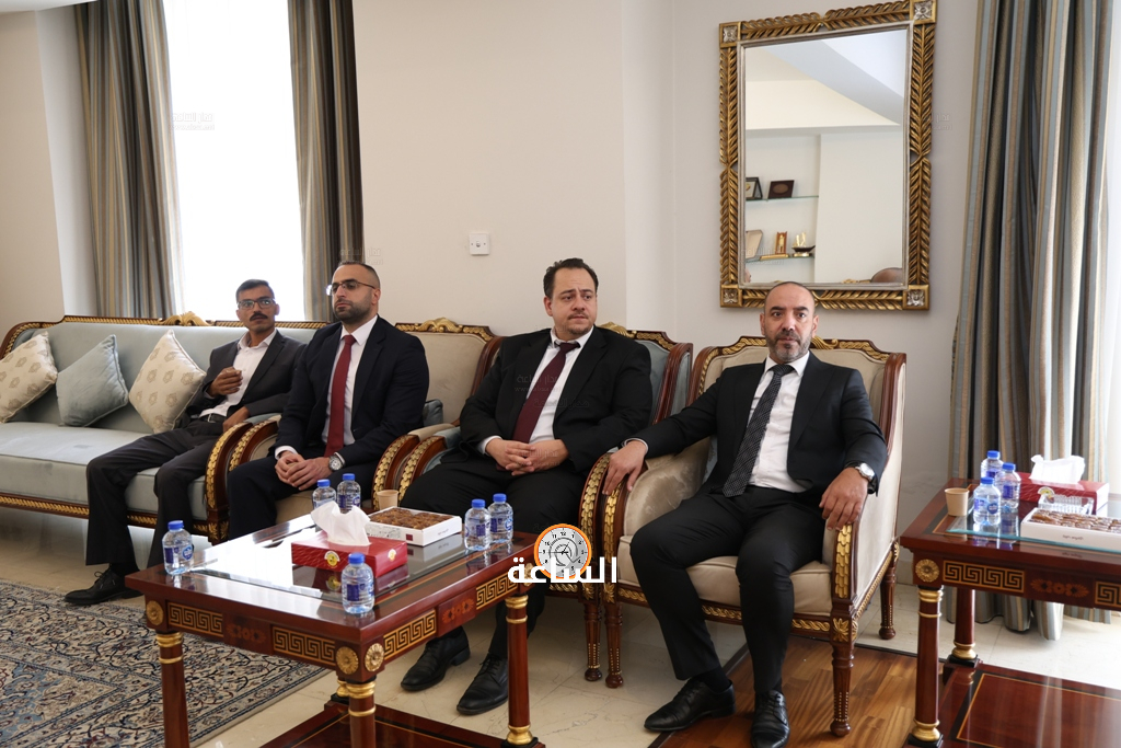 Madar Al-Saa Images 0.40406716919652874
