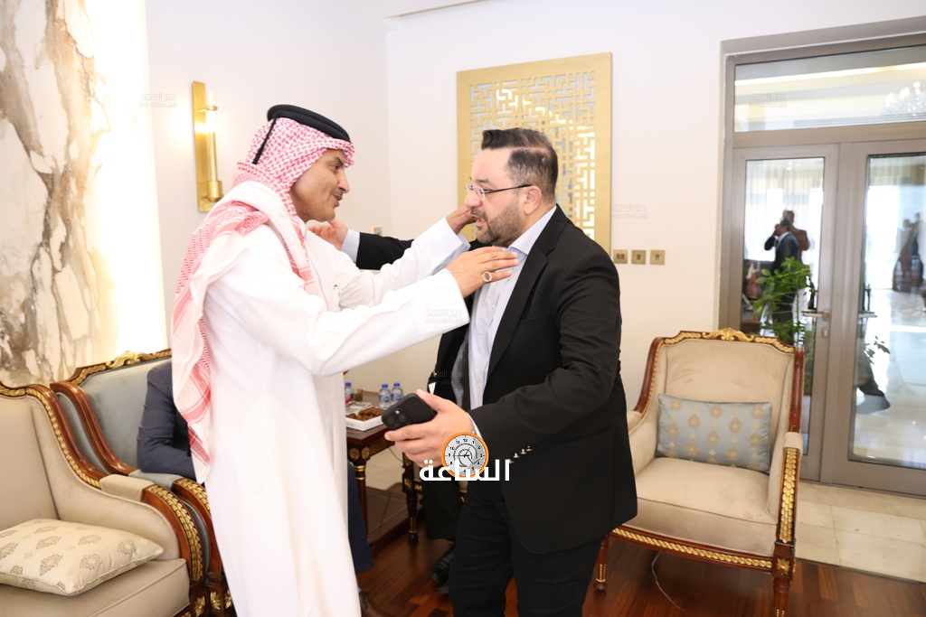 Madar Al-Saa Images 0.04418637261402203