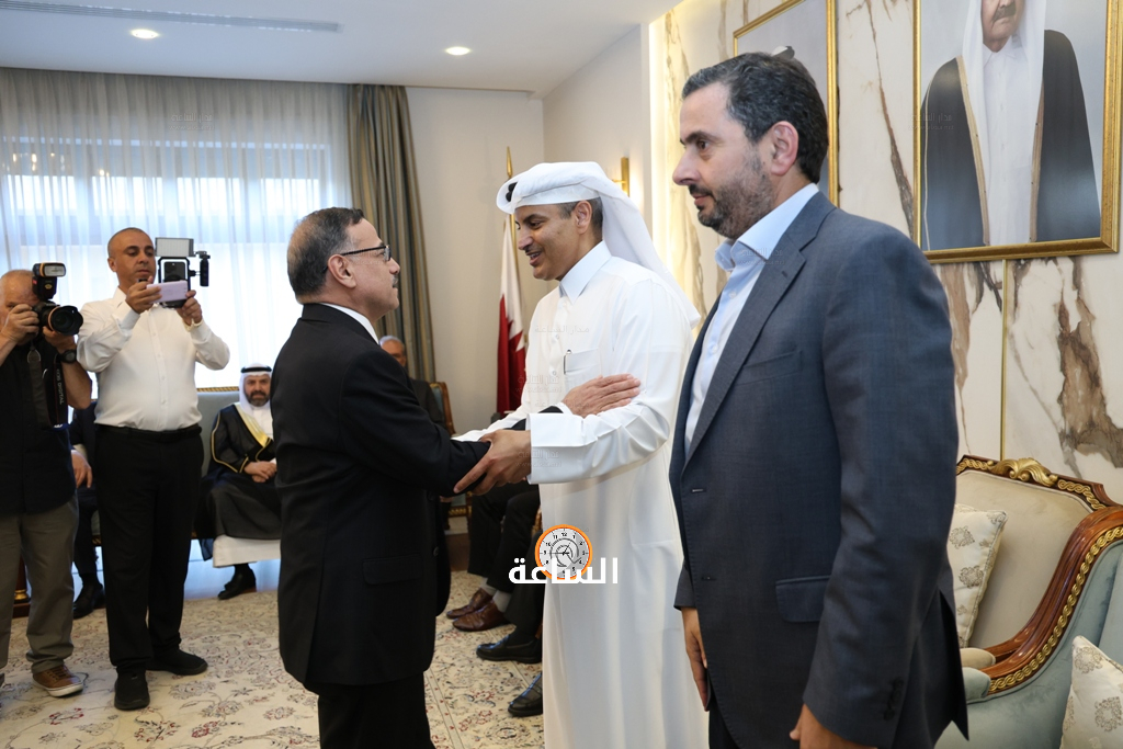 Madar Al-Saa Images 0.15499416821031275