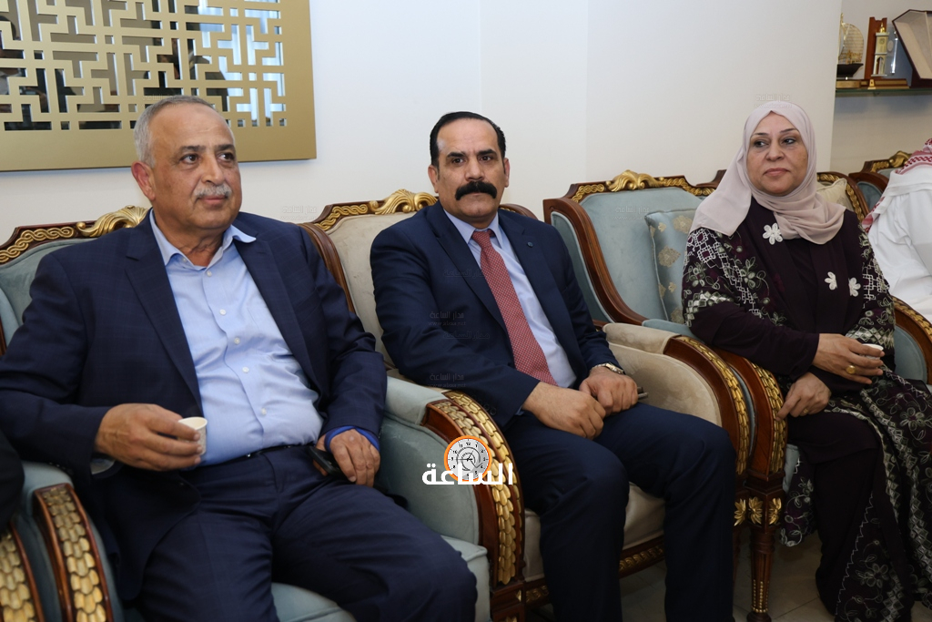 Madar Al-Saa Images 0.3829328805820519