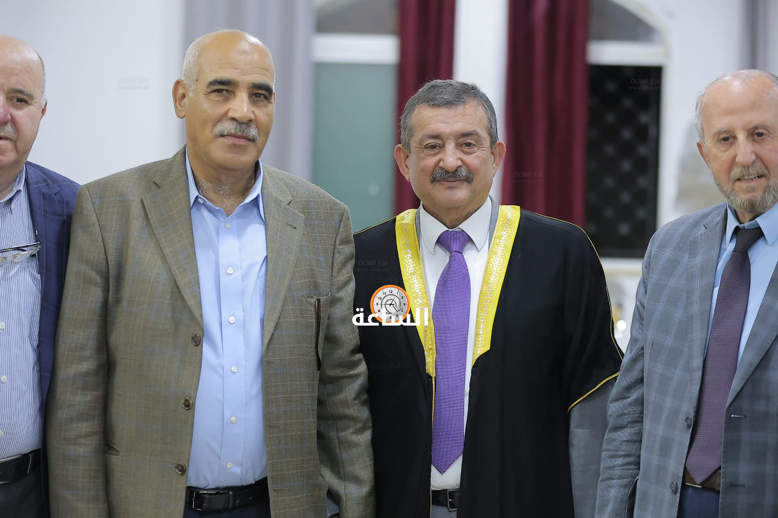 Madar Al-Saa Images 0.41858316341527146