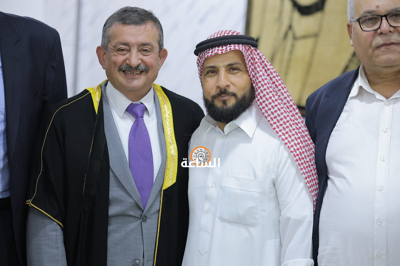 Madar Al-Saa Images 0.1901283560911713
