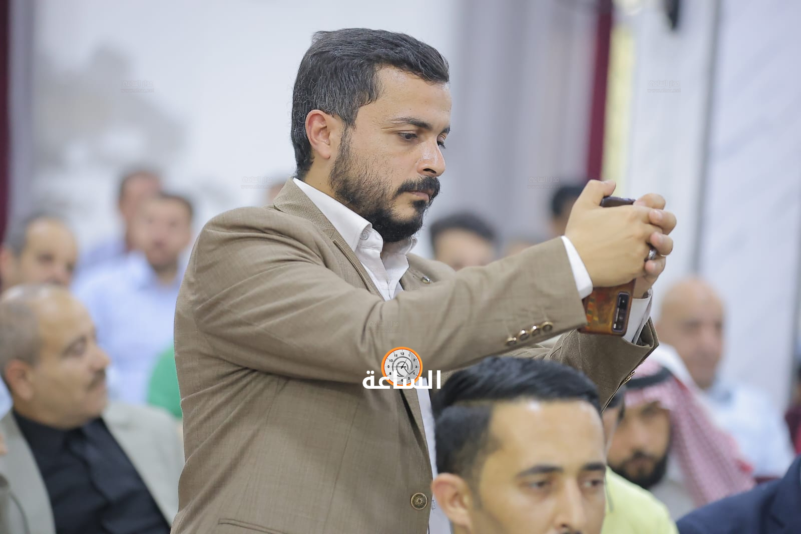 Madar Al-Saa Images 0.9085043216903926