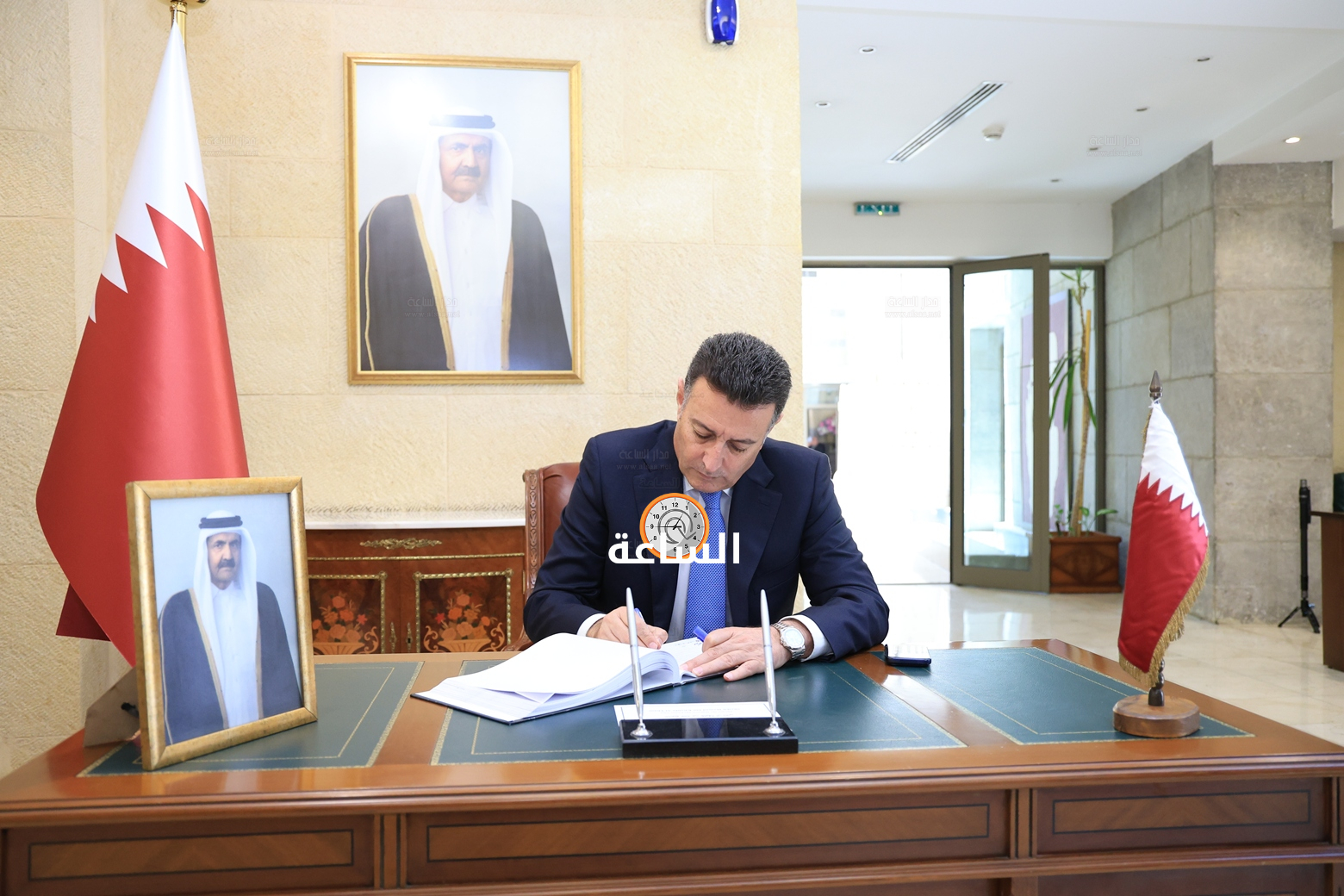 Madar Al-Saa Images 0.28563439243925903