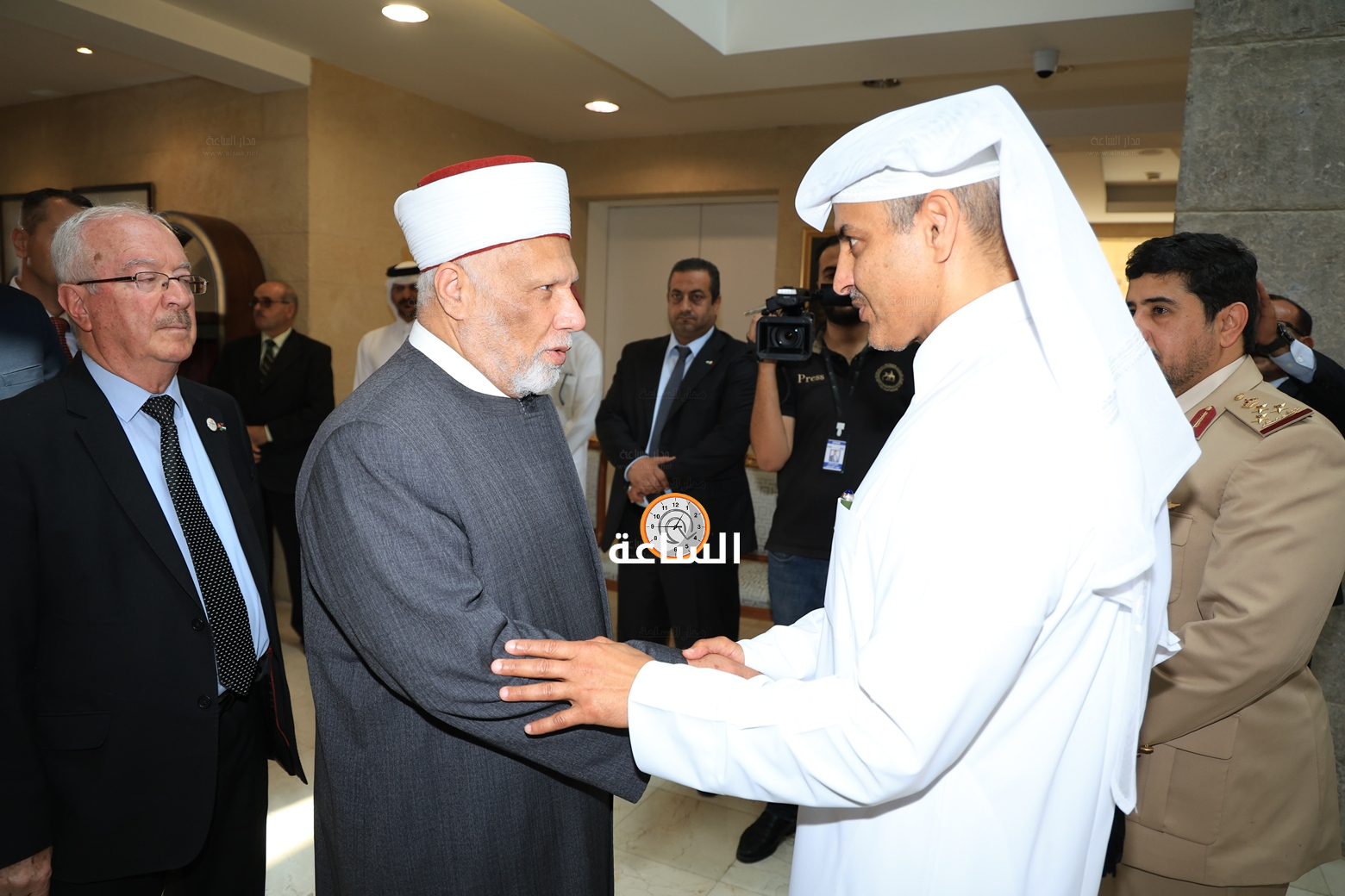 Madar Al-Saa Images 0.3853343782042318