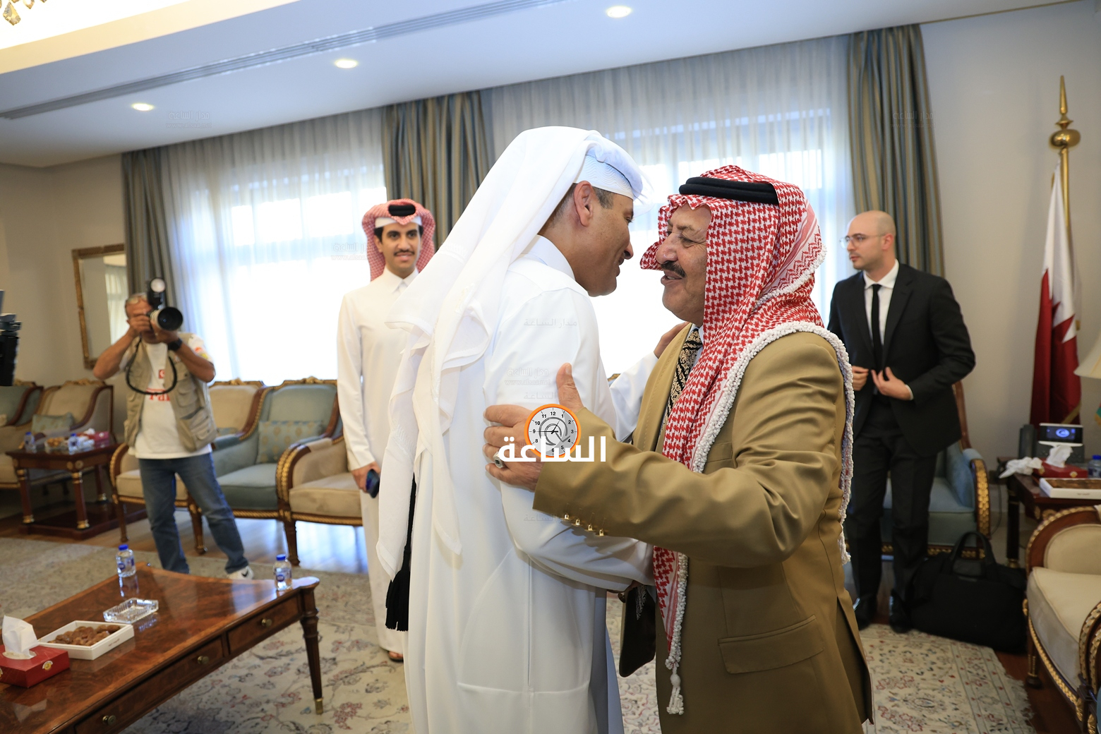 Madar Al-Saa Images 0.36440960446927007