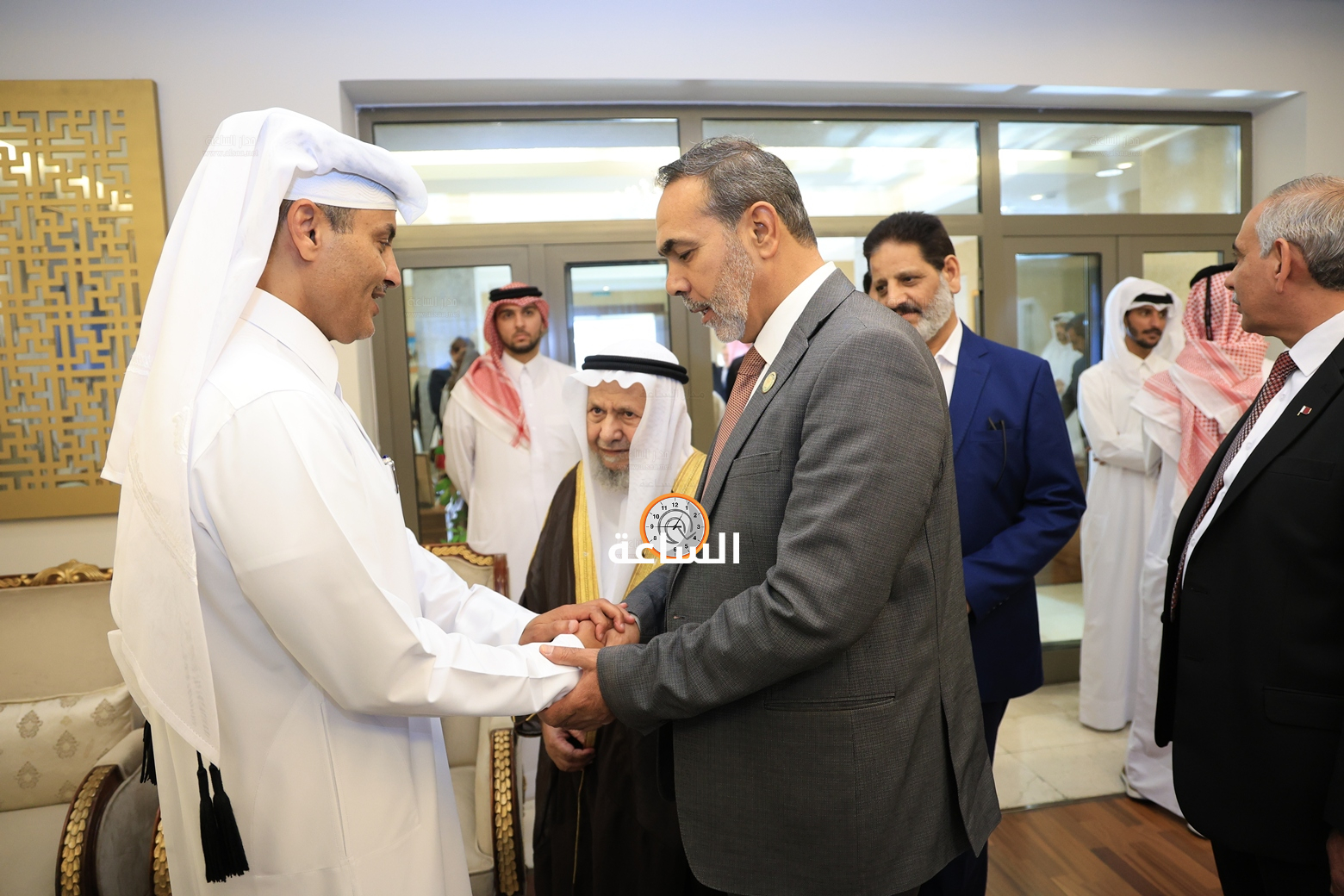 Madar Al-Saa Images 0.9790471881208684