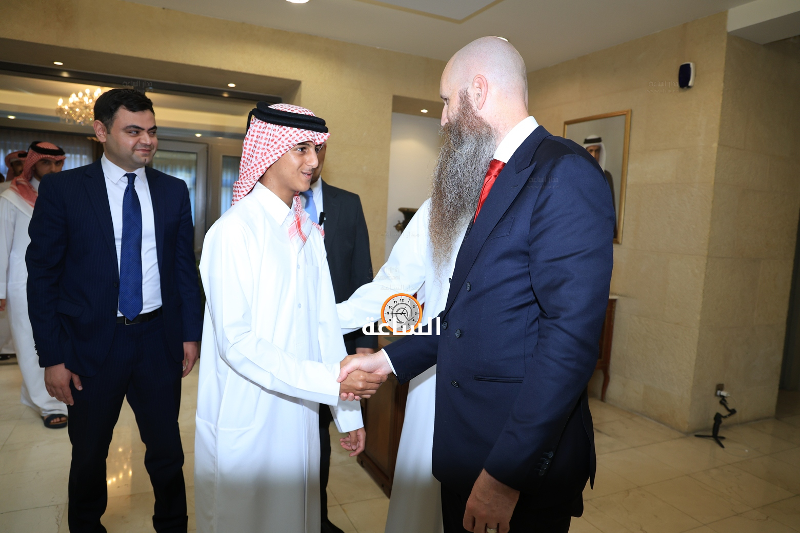 Madar Al-Saa Images 0.22574026061796737