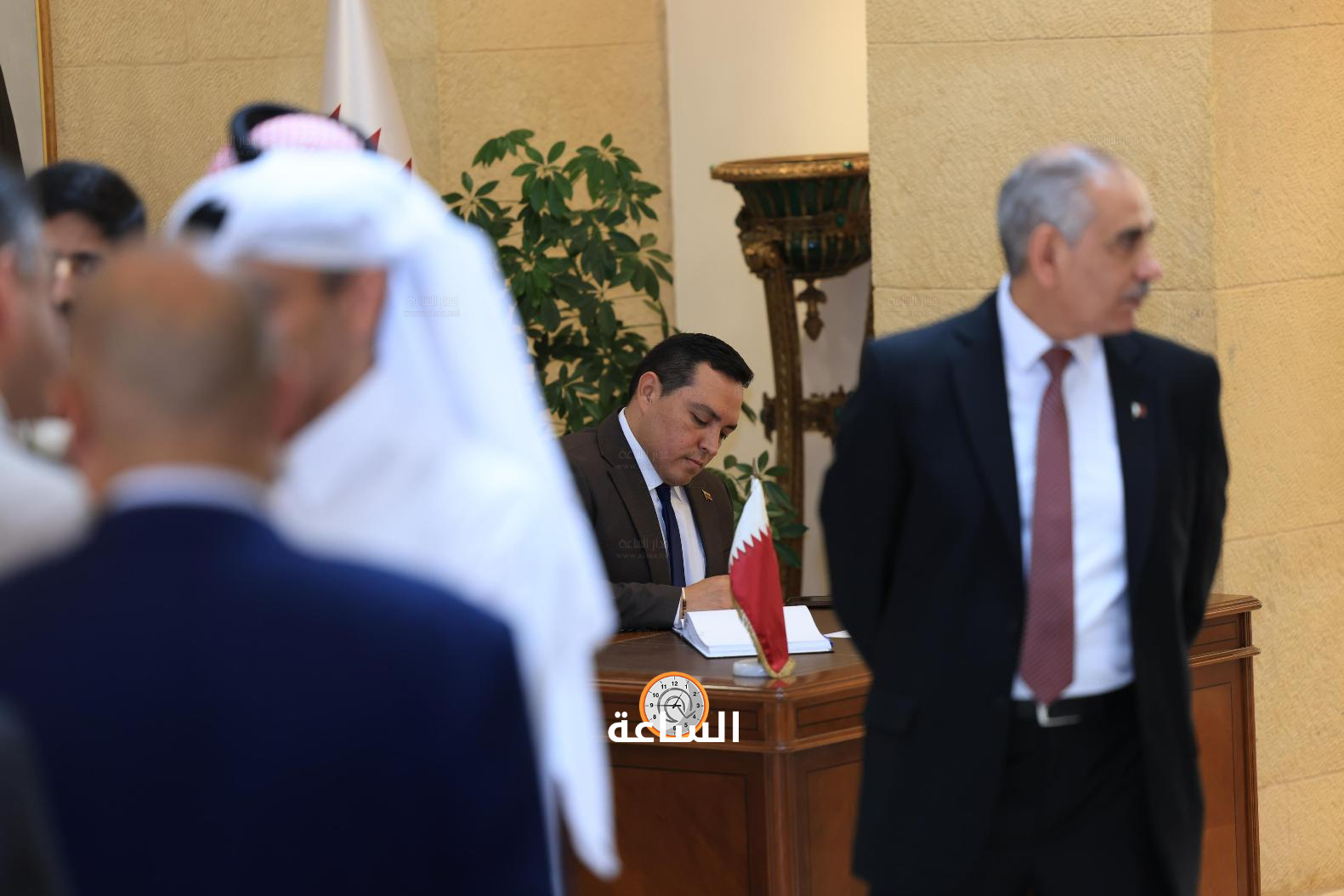 Madar Al-Saa Images 0.47298545744817