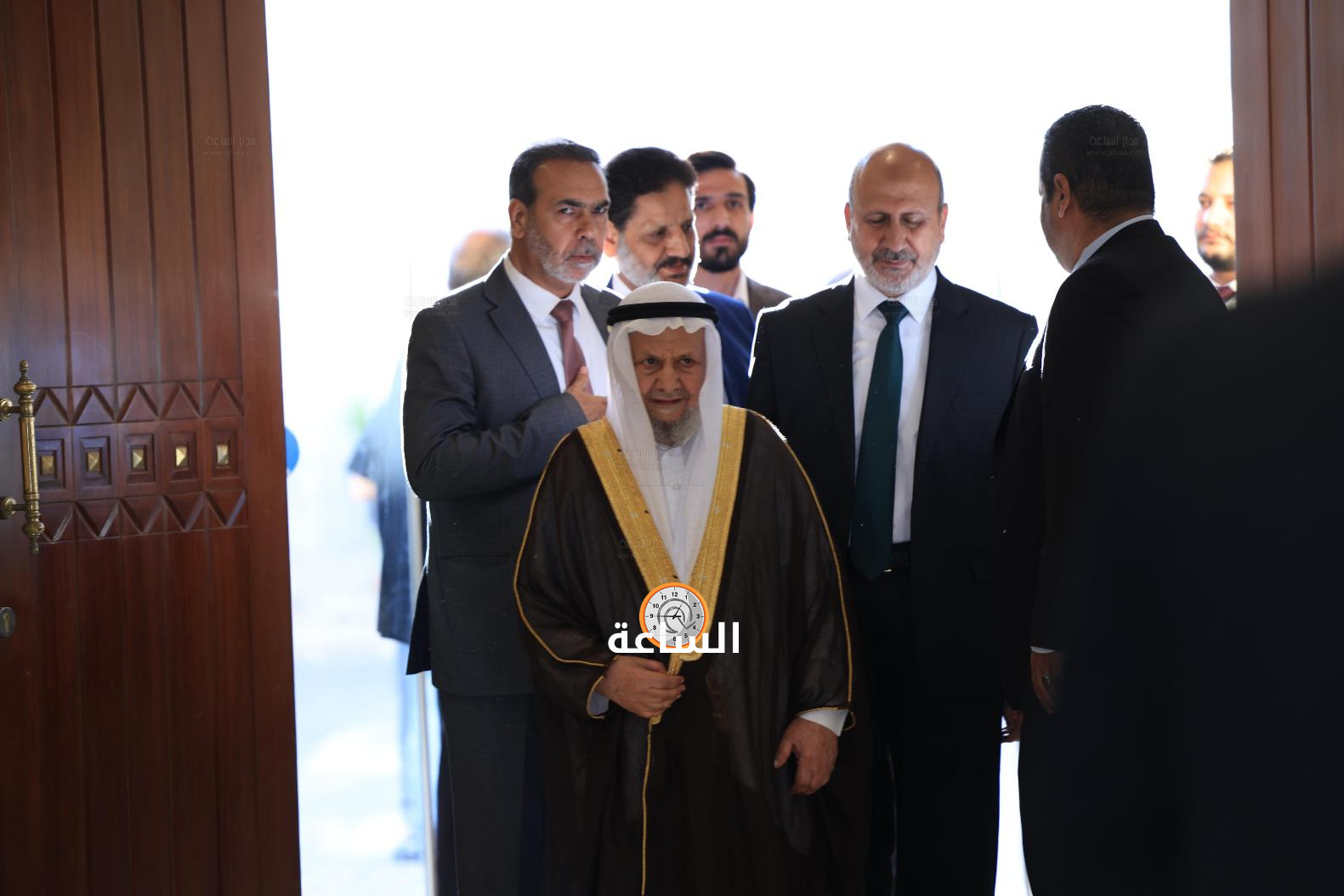 Madar Al-Saa Images 0.3552083142092951