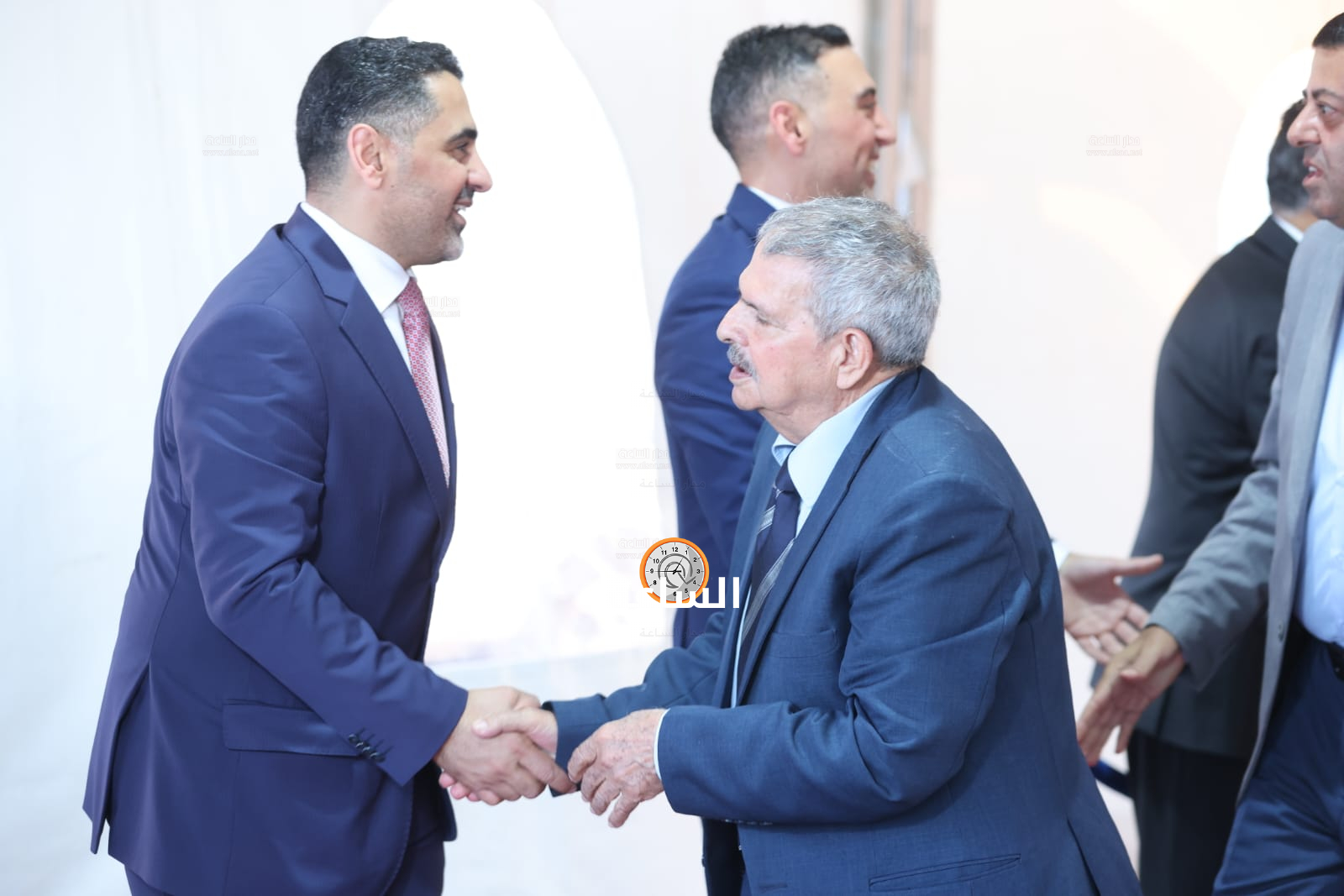 Madar Al-Saa Images 0.43608583123115074