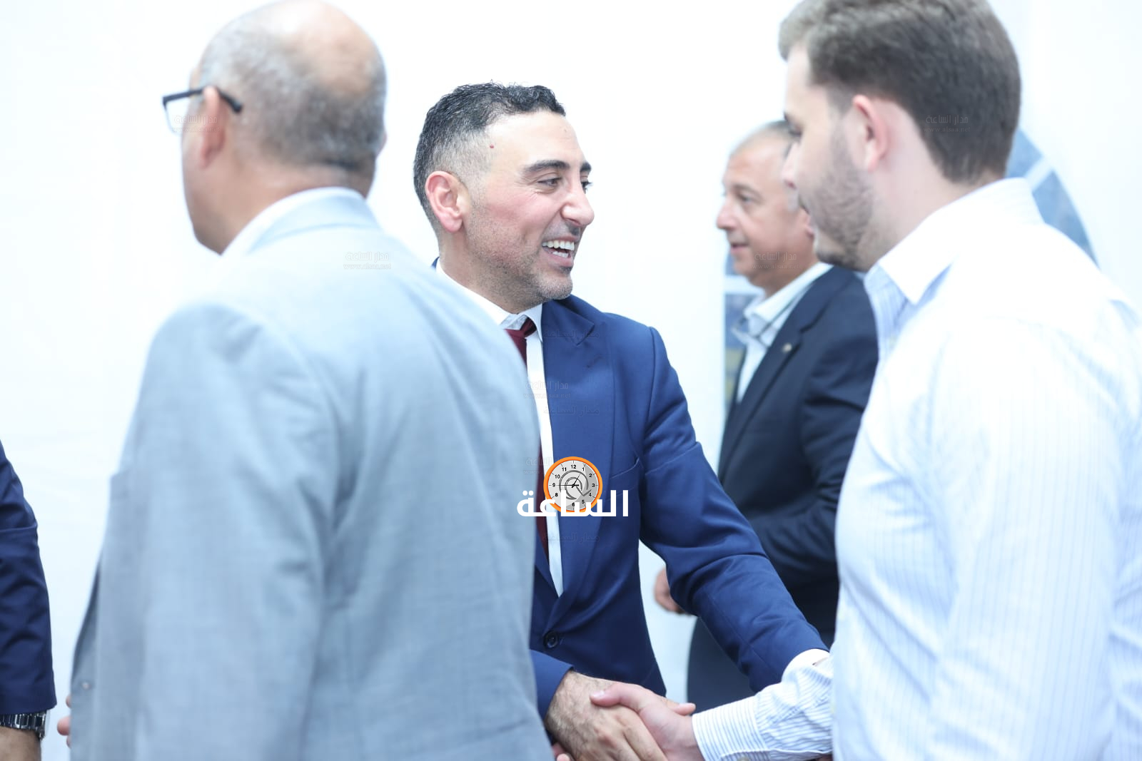 Madar Al-Saa Images 0.4963924998945304