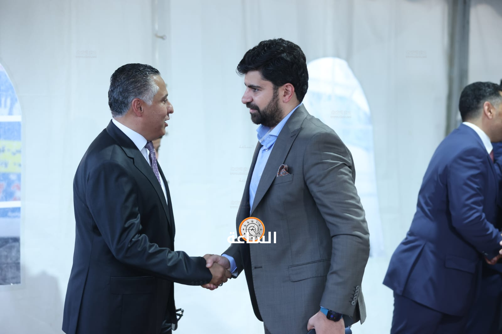 Madar Al-Saa Images 0.9192667954049135