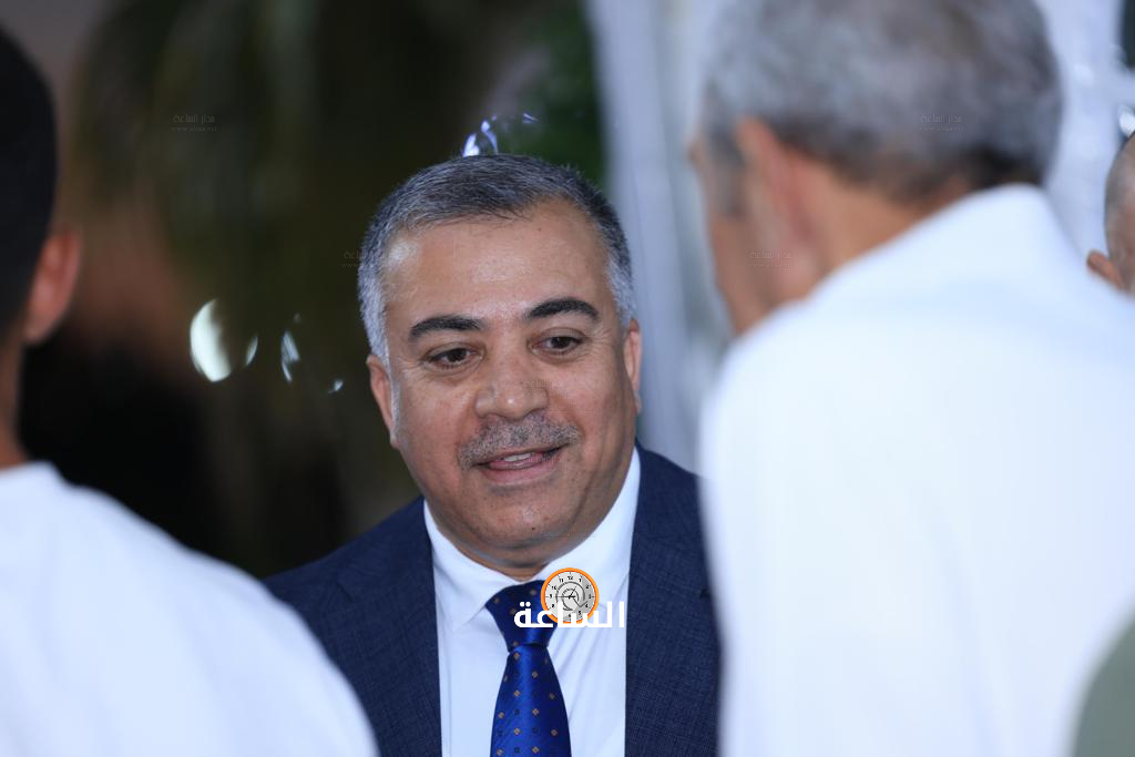 Madar Al-Saa Images 0.6572815389839101