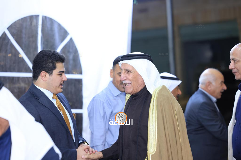 Madar Al-Saa Images 0.017576535491414136
