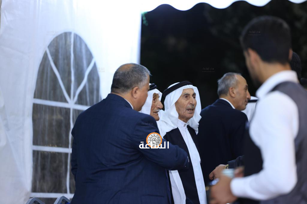 Madar Al-Saa Images 0.1006990304853651