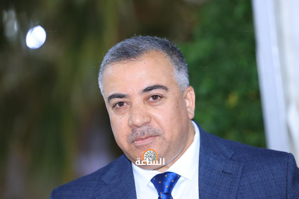Madar Al-Saa Images 0.41111142032746995