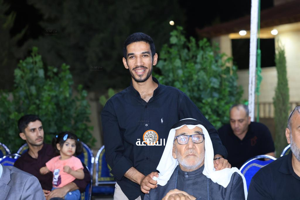 Madar Al-Saa Images 0.3581185775953327