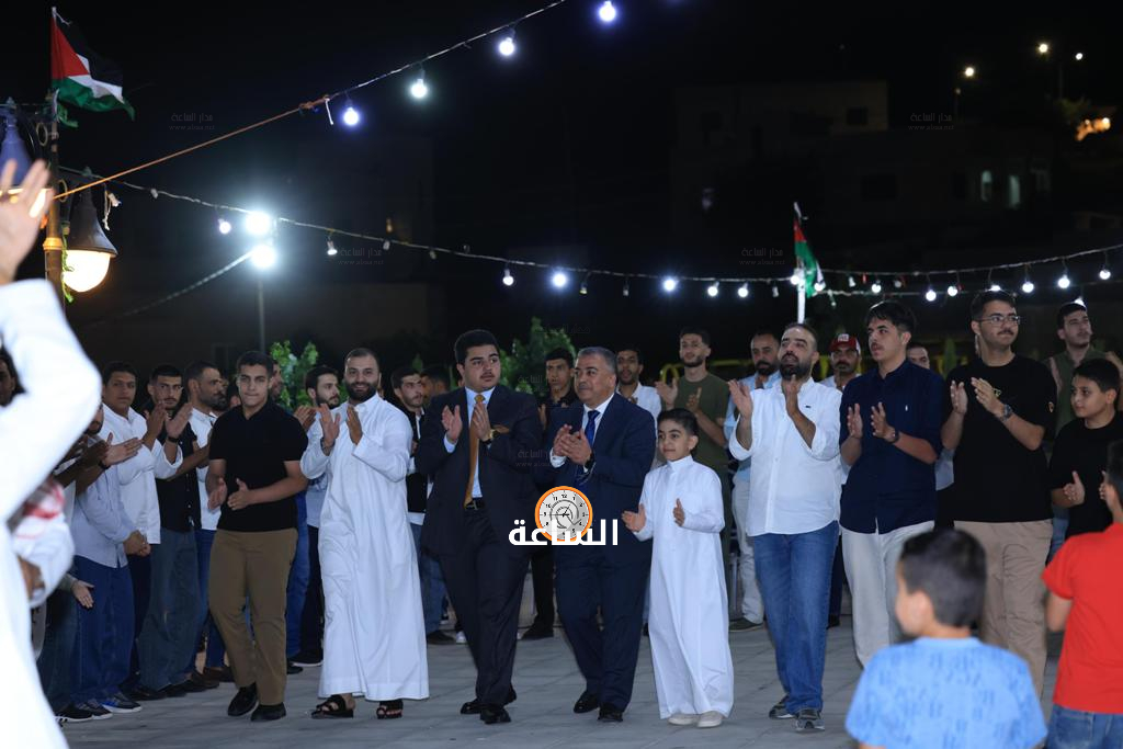 Madar Al-Saa Images 0.4106923822969256