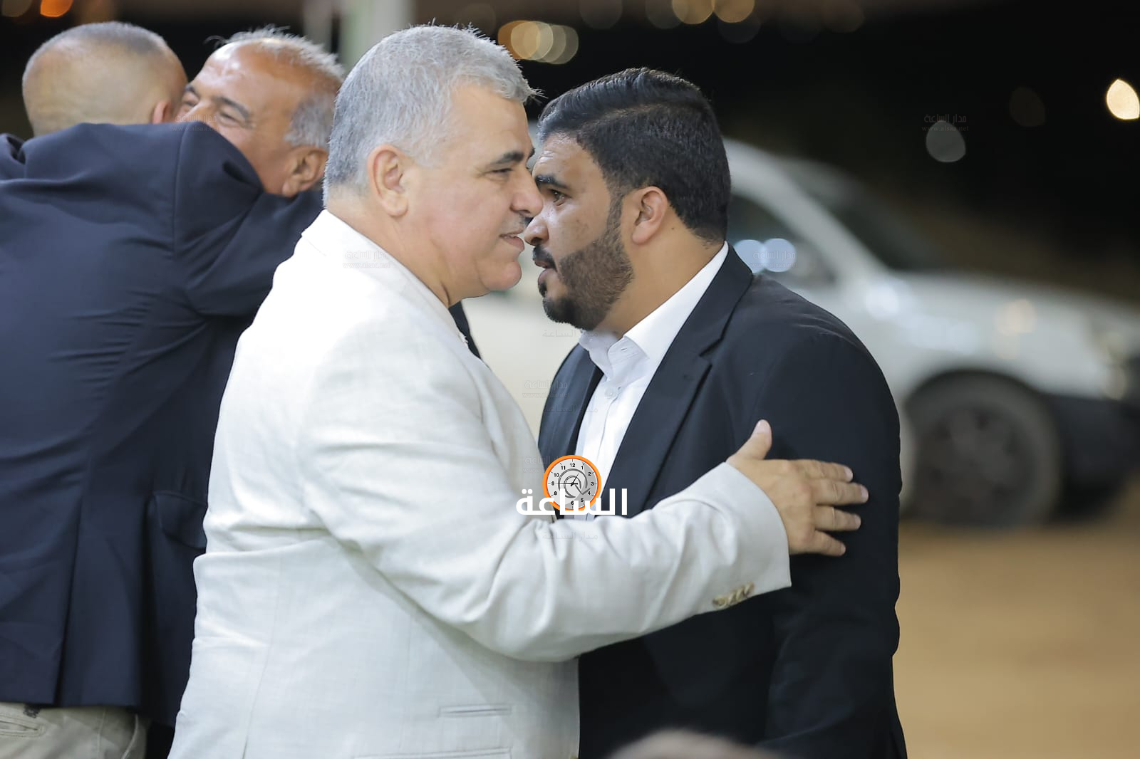 Madar Al-Saa Images 0.4556086047556034