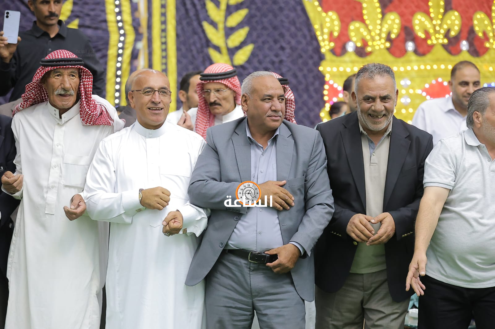 Madar Al-Saa Images 0.04308383015017547