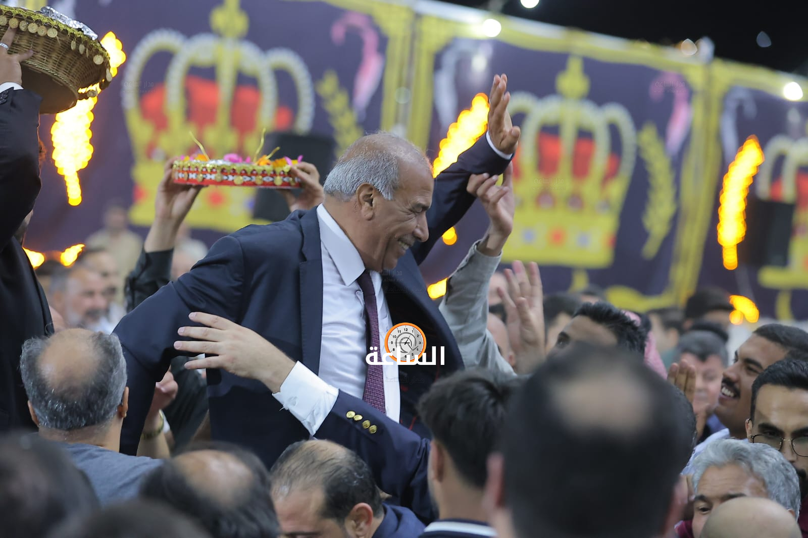Madar Al-Saa Images 0.8302507368516789