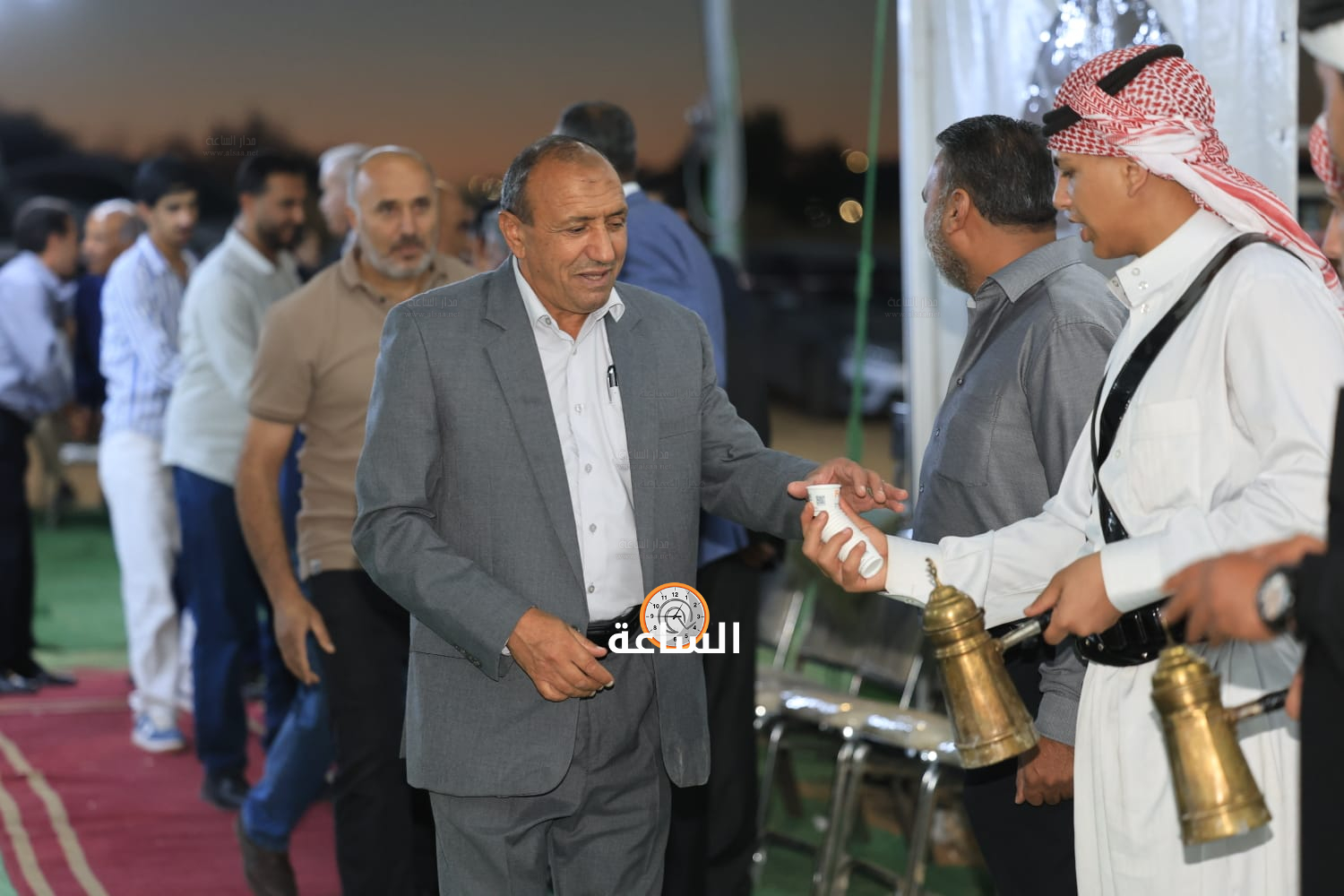 Madar Al-Saa Images 0.832275049386759
