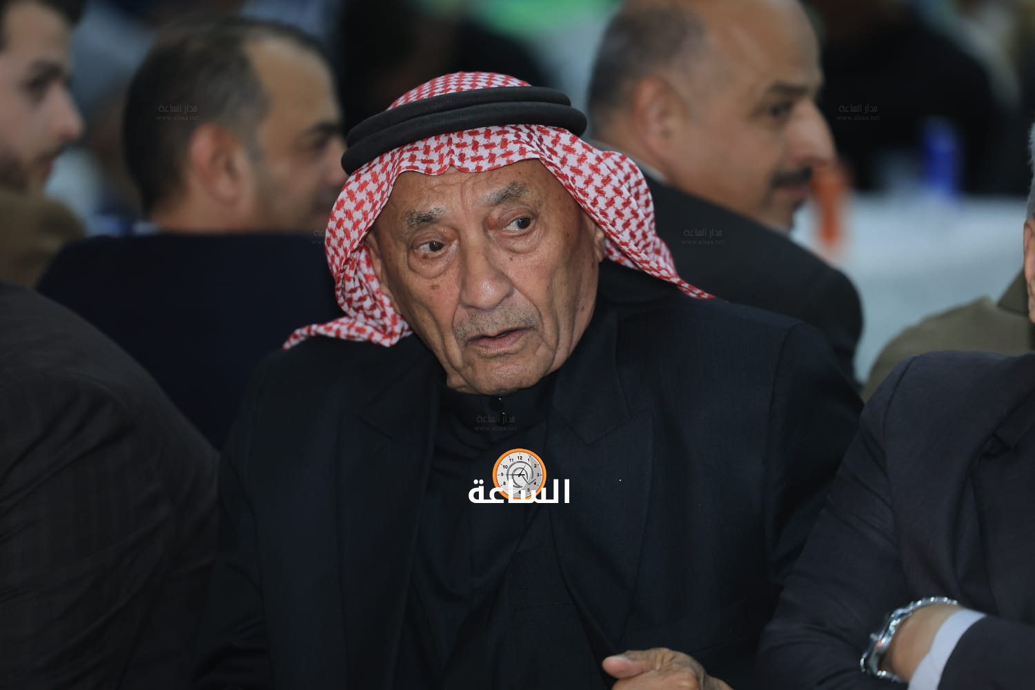 Madar Al-Saa Images 0.4035961306399093