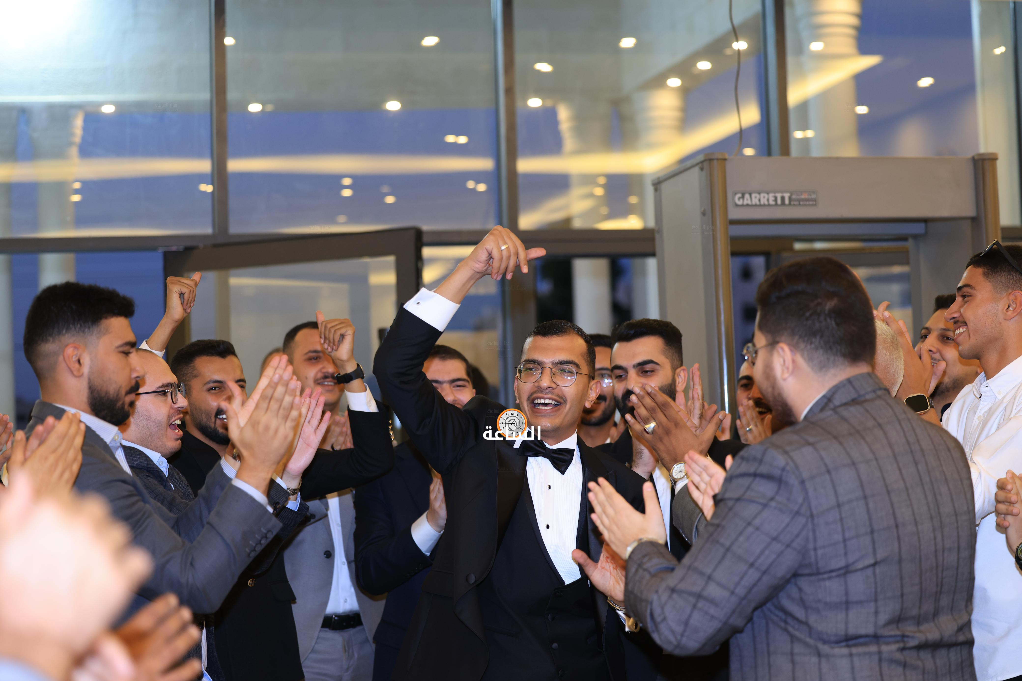 Madar Al-Saa Images 0.16662276694926392